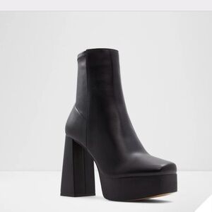 ALDO Gavamaldar Black Leather Platform Booties | Size 9 | New in Box
